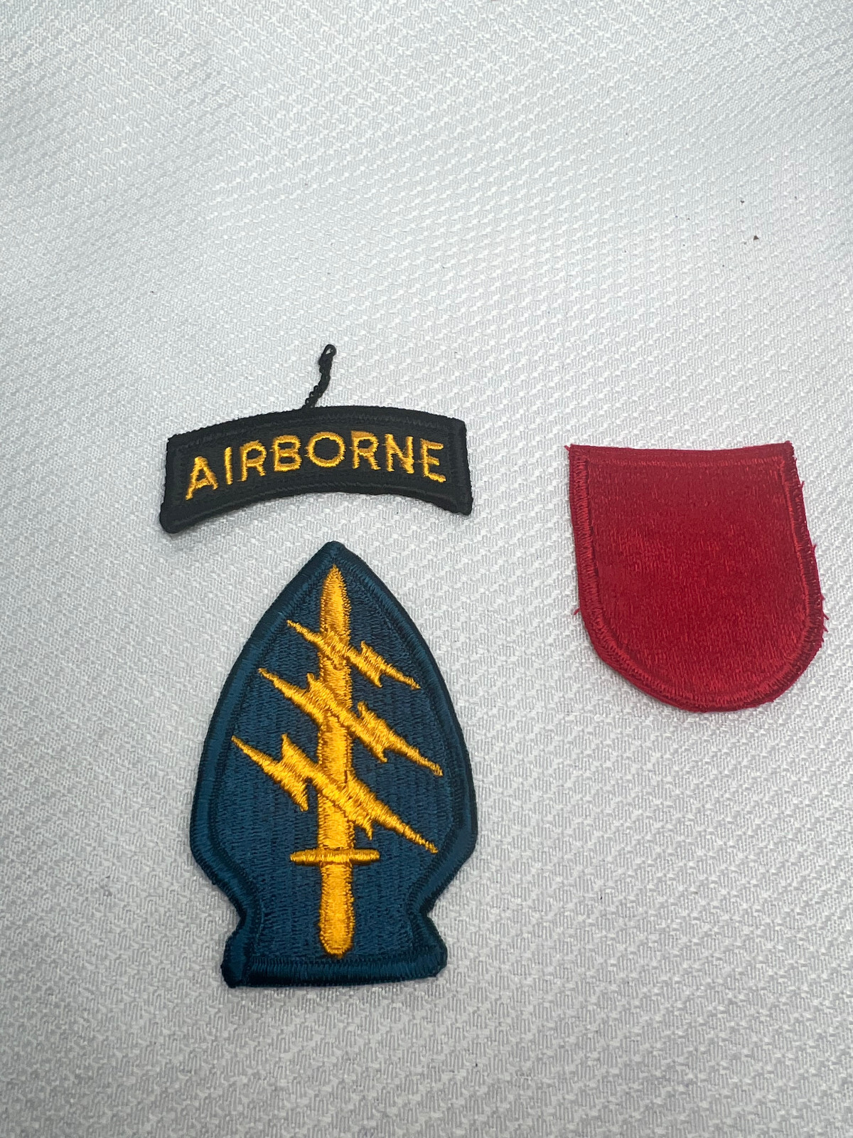 Army US Special Forces Ariborne 7th Special Forces Green Beret Patches Lot Of 3