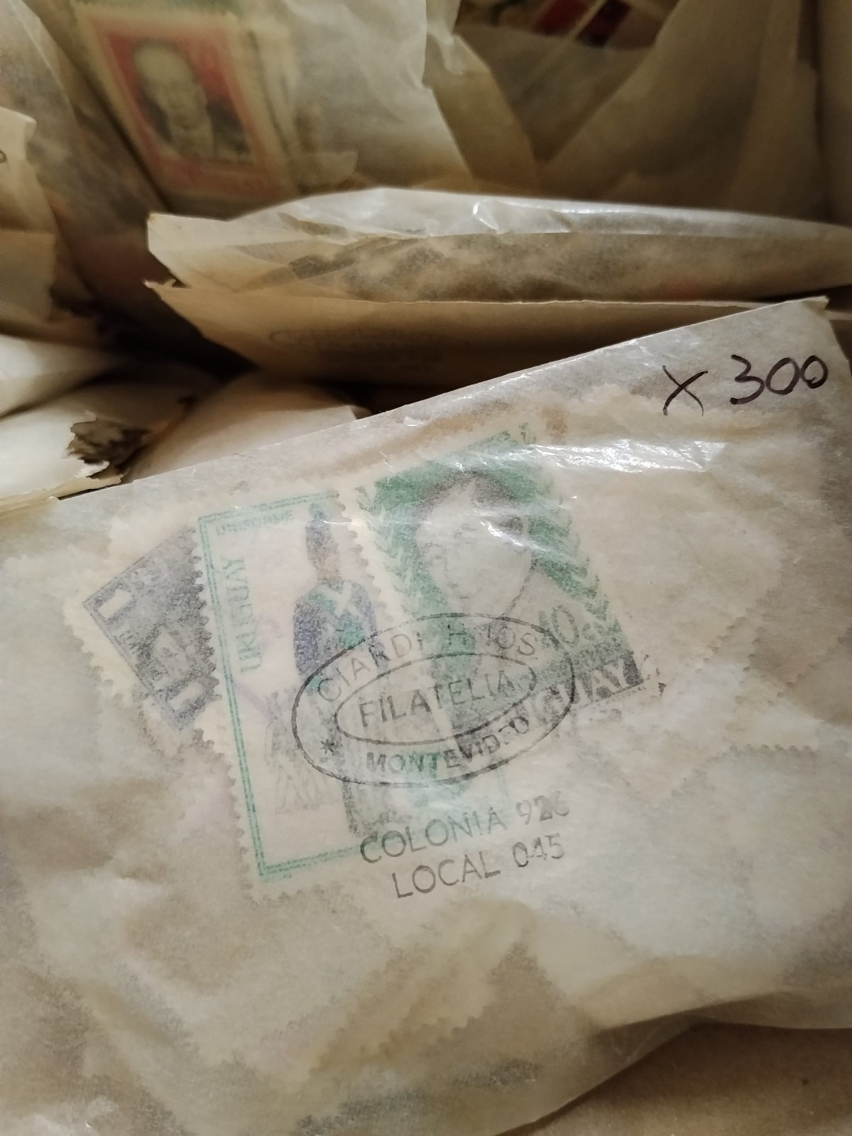 Uruguay Stamp Bulk Lot 300 Diff x100 Each 30000 Used Clean Packet Maker