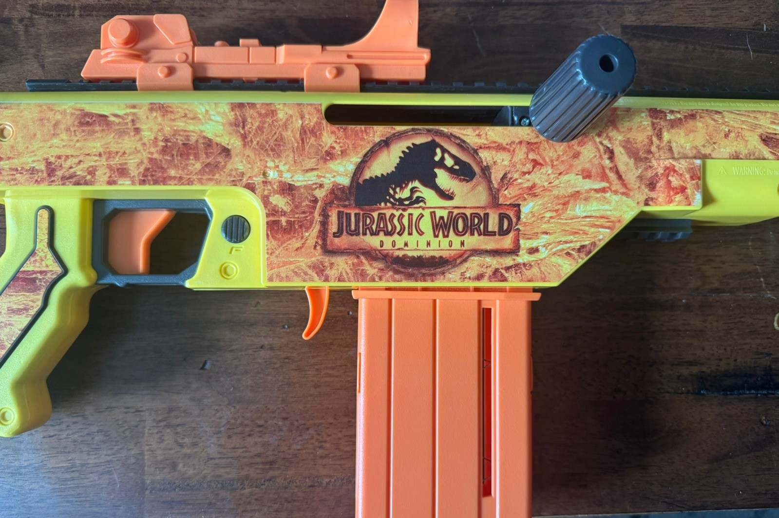 Jurassic World Adventure Force Tactical Strike Pro Tranquilizer Dart Blaster