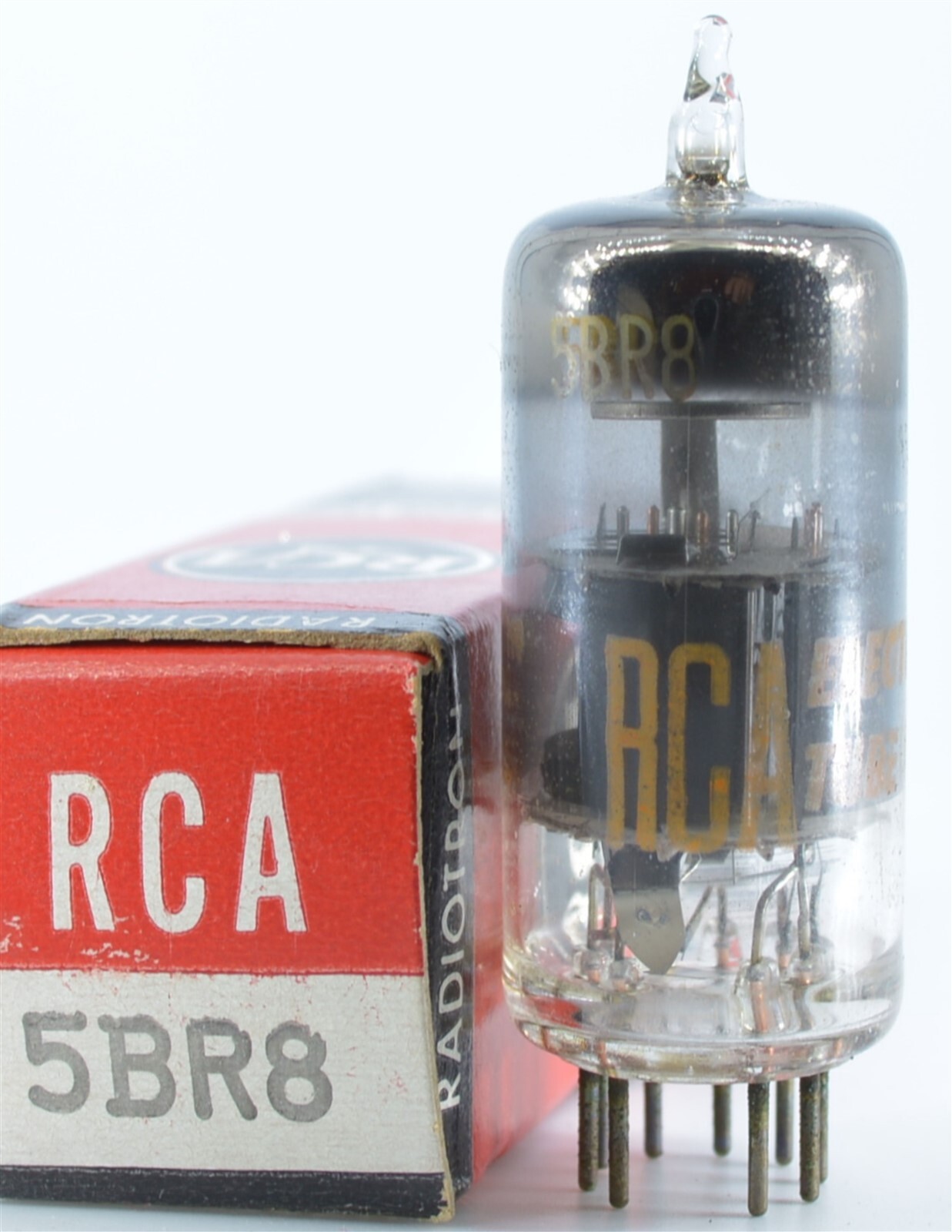 5BR8 TUBE RCA USED  TESTED & BOXED VINTAGE COMMERCIAL SURPLUS