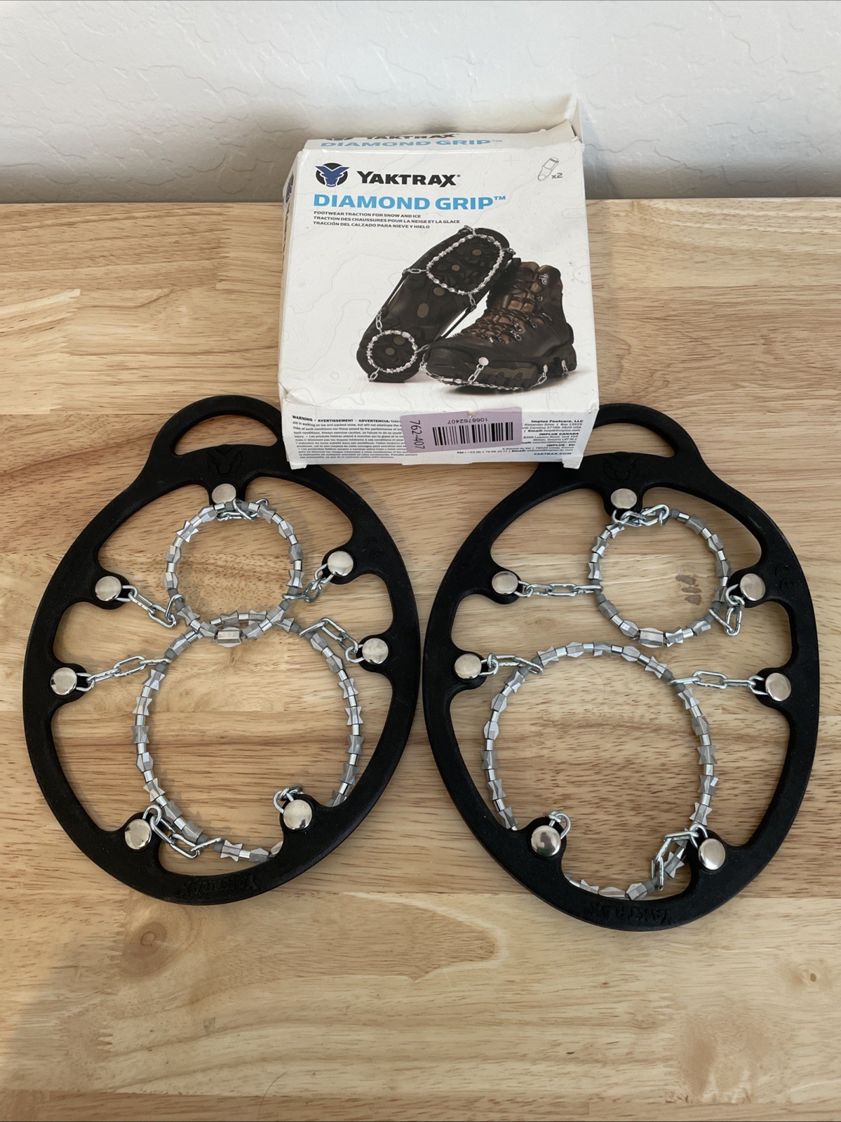 Yaktrax Diamond Grip All-Surface Traction Cleats Walking on Ice Snow (1 Pair) XL