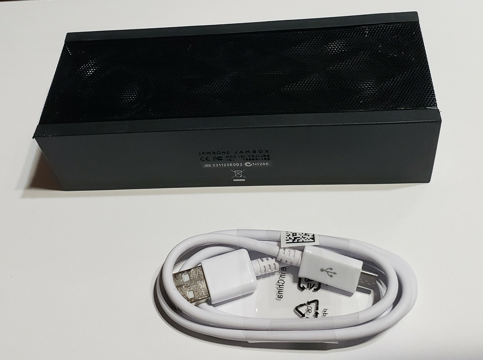 BLACK DIAMOND Jawbone Jambox Bluetooth Wireless Speaker in Bulk Pkg