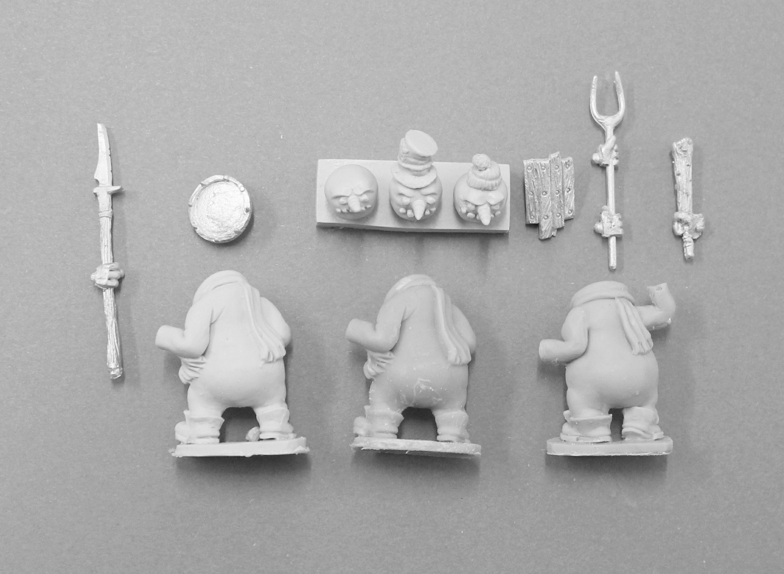 Unpainted Fantasy Resin Snowmen-28mm Scale-WhiteMetal Weapons Alternative Armies