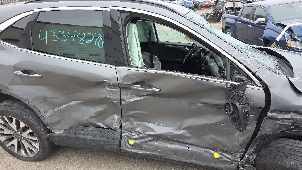 ESCAPE 2021 Air Shutter 12537872