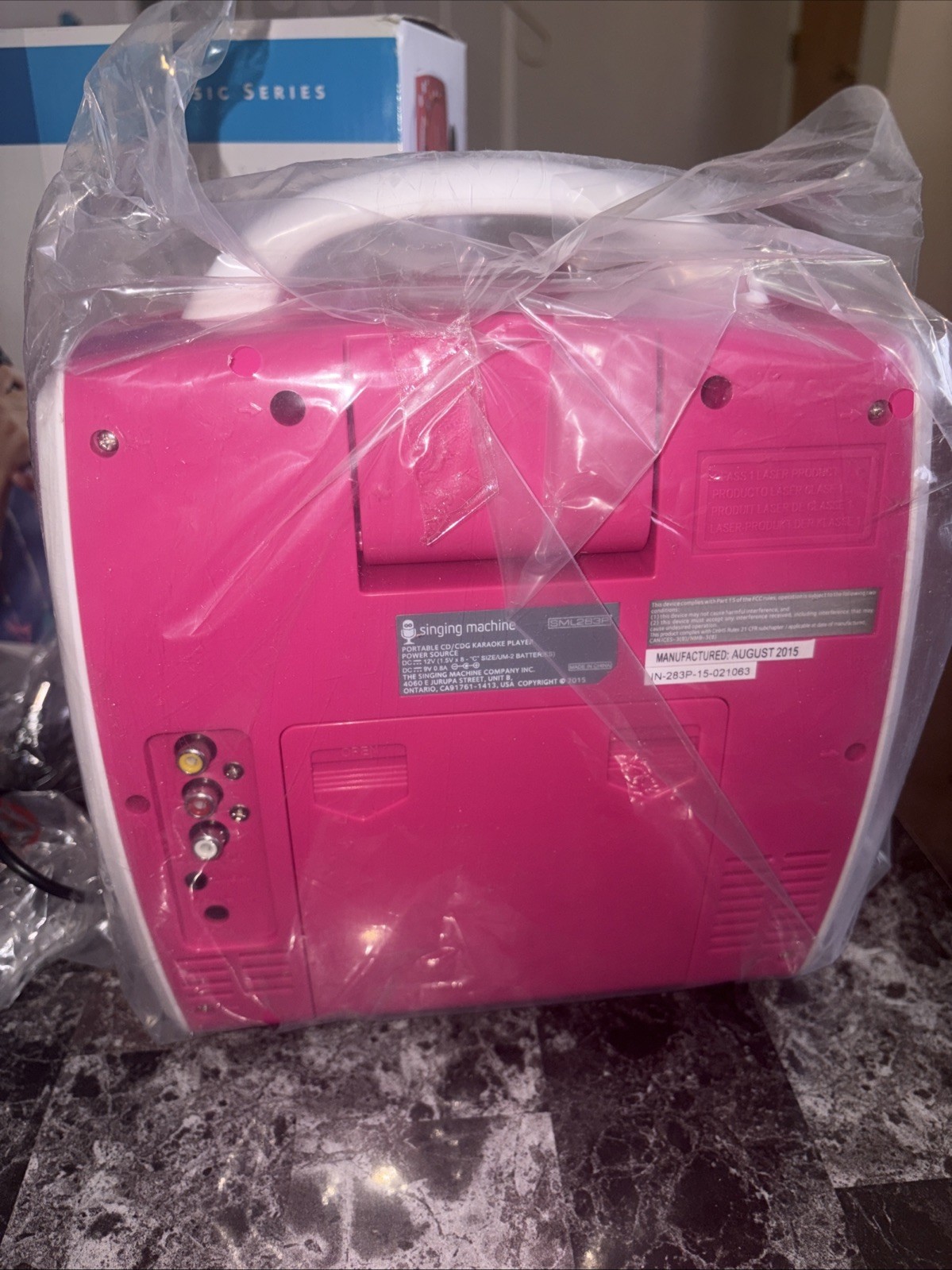 Singing Machine SML-283P CD+Graphics Portable Karaoke System - Pink