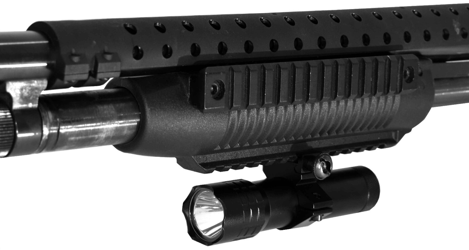 Benelli Model 4 Accessory tactical flashlight with pressure switch home defense
