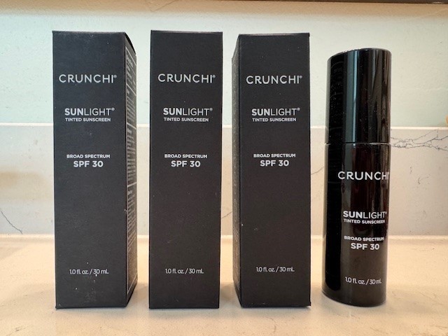 New Crunchi Sunlight Tinted SPF 30 Color: Light 1.0fl.oz. 30ml