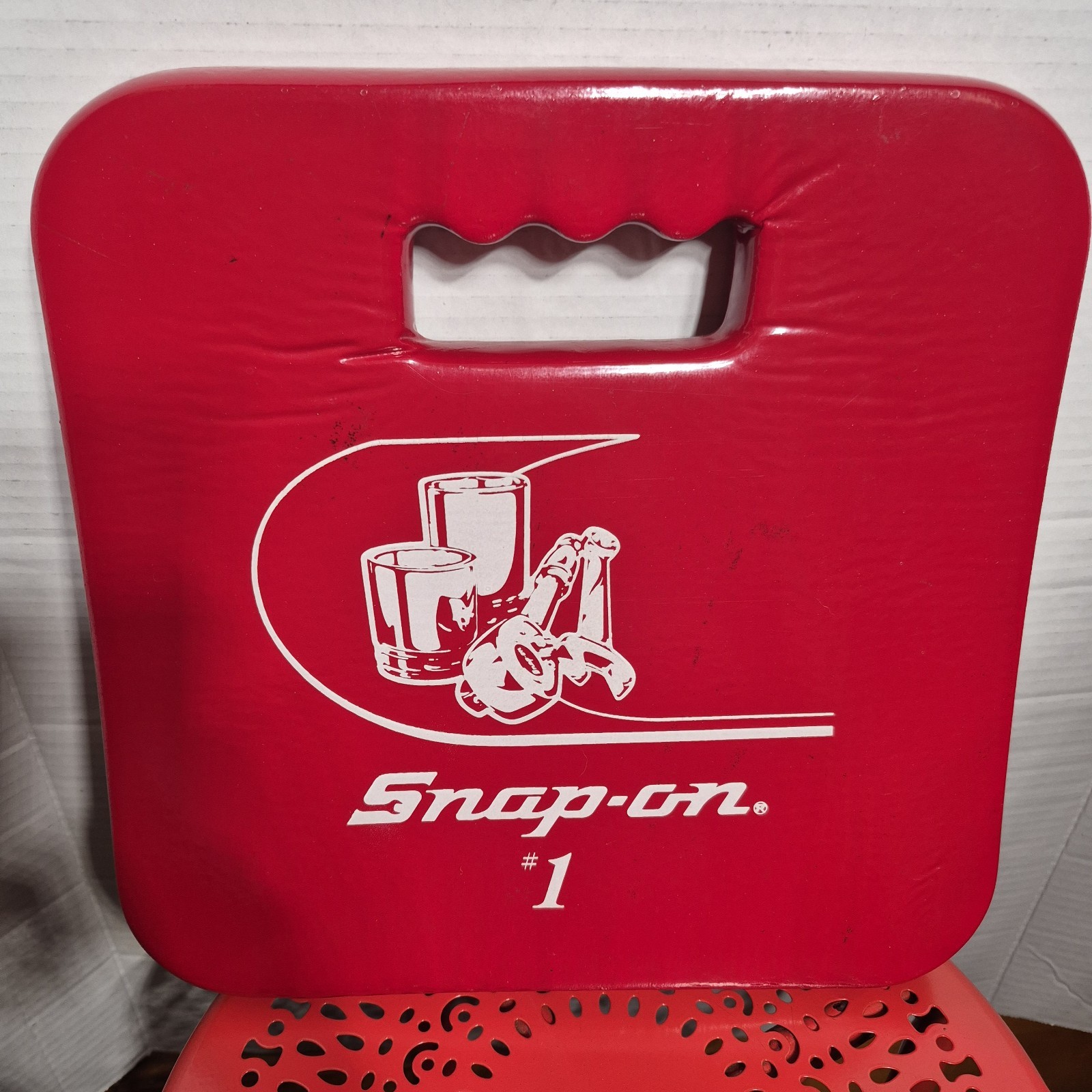 Snap-on Red Kneeling Pad Vintage Garage Foam Mat #1 Graphic Shop Seat Cushion