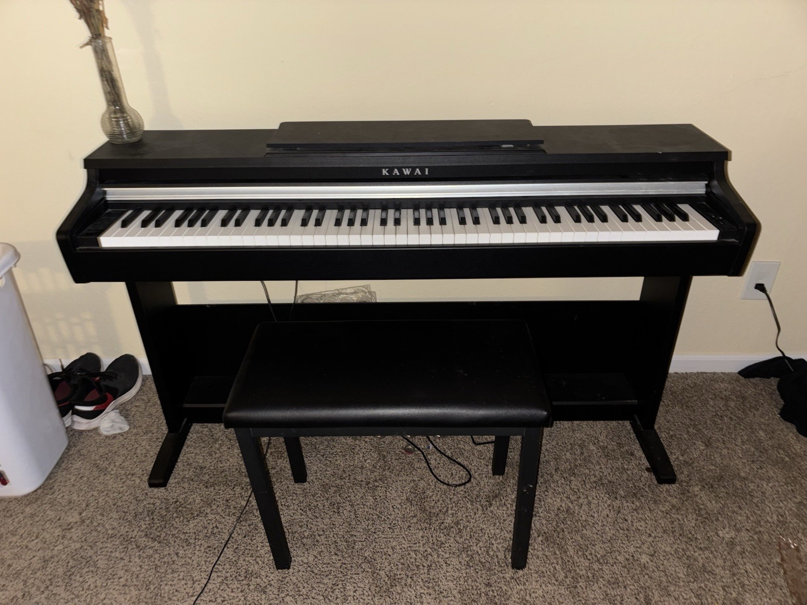 Kawai 88-Key Full-Size Digital Home Piano Set Black Finish with Matching Bench
