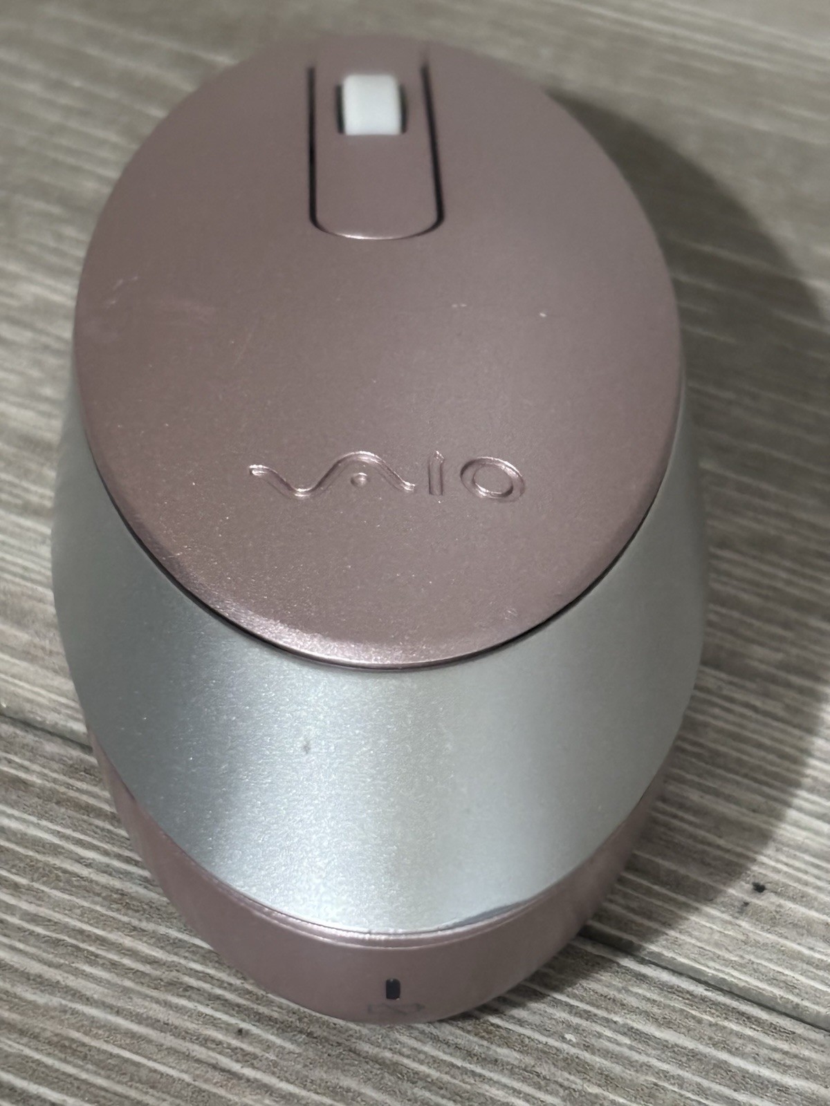 Sony Vaio Bluetooth Laser Wireless Mouse VGP-BMS33 - TESTED