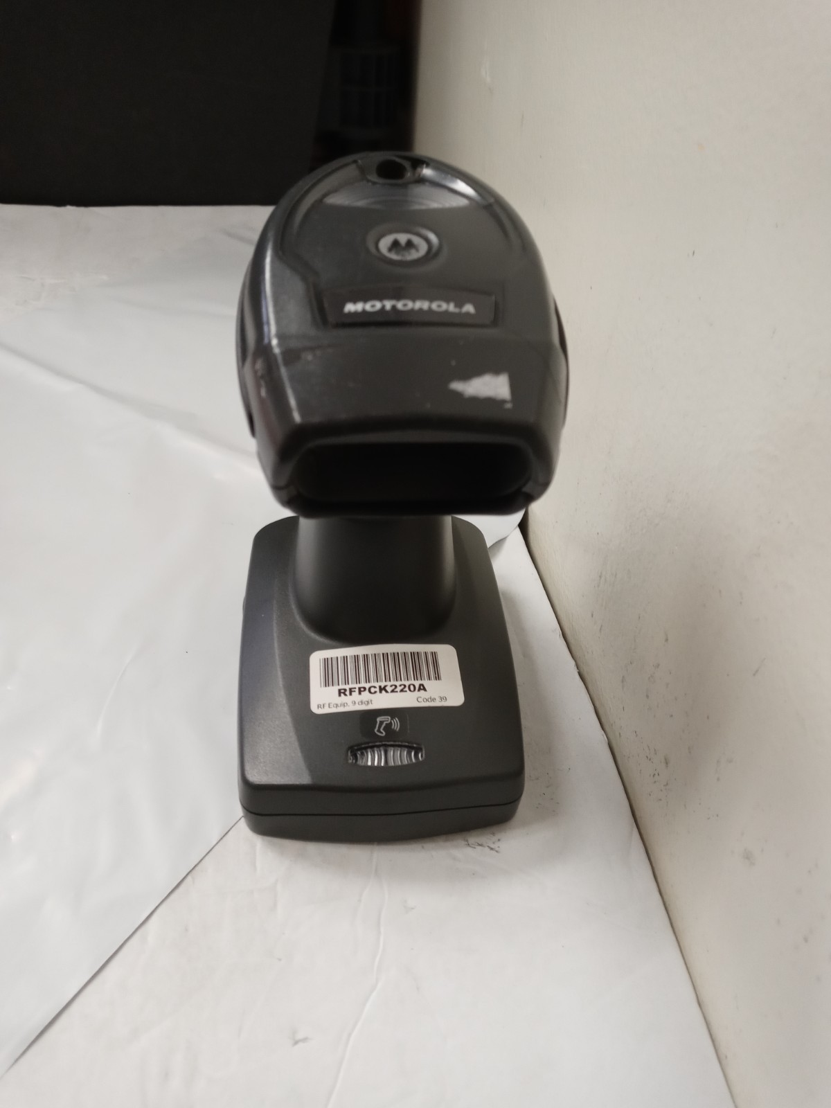 Motorola Symbol DS6878 Wireless Barcode Scanner CR0078-PC1F007WR Cradle