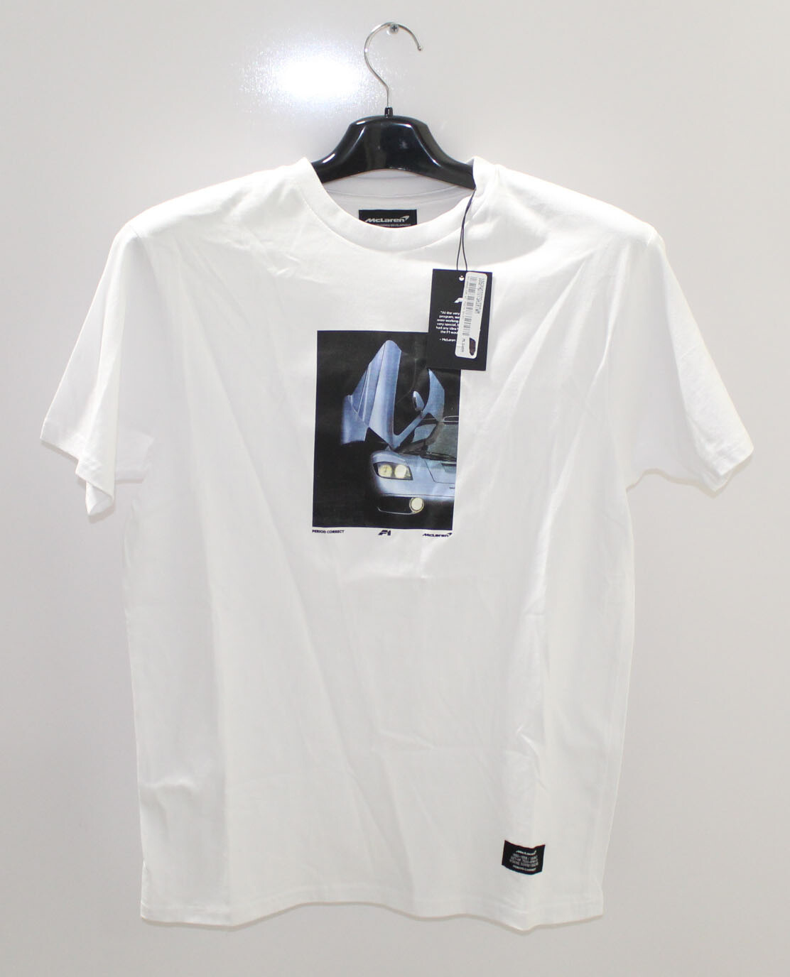 McLaren 106 White Photo T-Shirt Size M Part Number - 106PHOTOTSHIRTWM