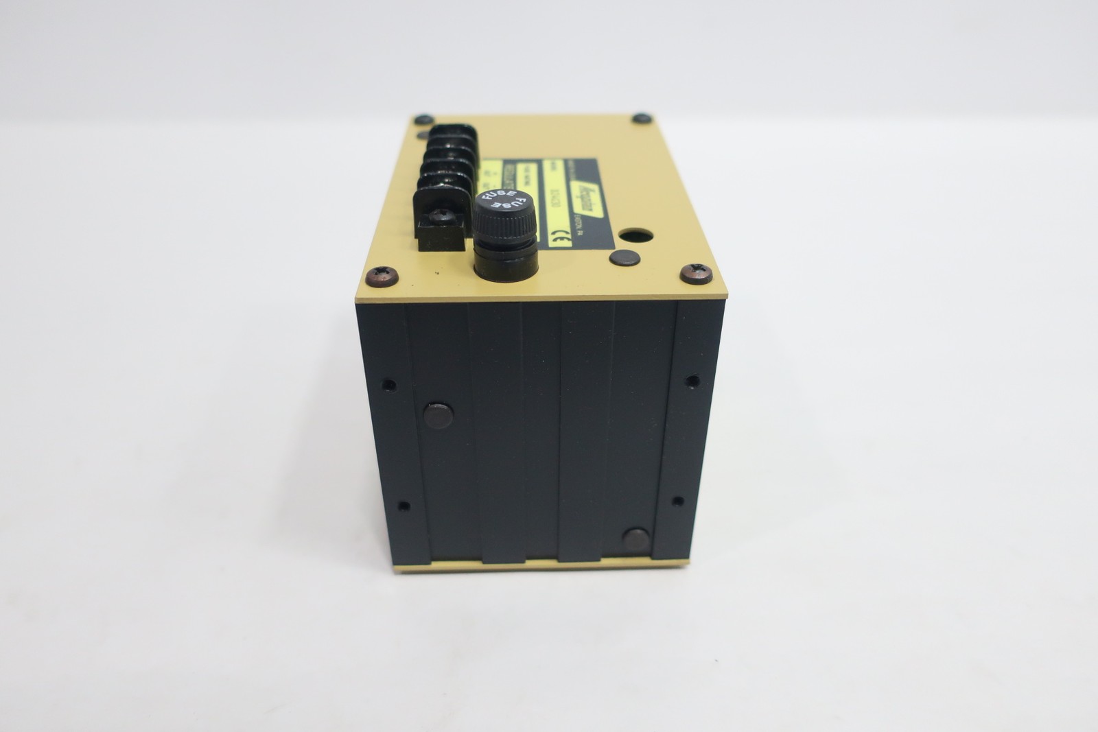 Acopian B24G30 Regulated Power Supply 250v-ac