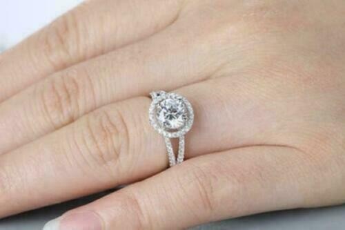 2.60 Ct Round Cut White Diamond Lab-Created Engagement Ring 925 Sterling Silver