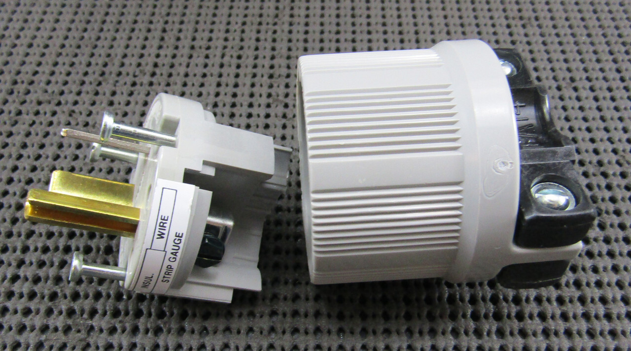 ARROW HART 7624N SAFETY GRIP PLUG 2P 3W 20A 277V NEMA 7-20P - LOT OF 2