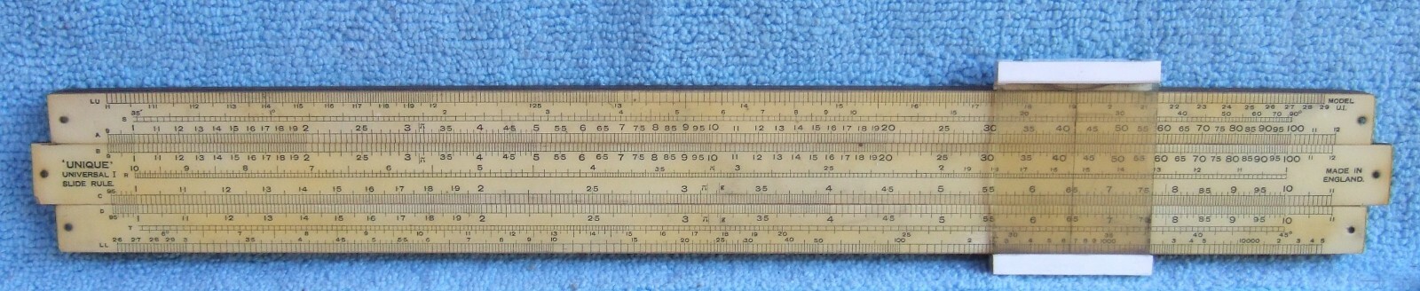 VERY RARE  Vintage (d) Unique S267 "UNIVERSAL I" Engineering Slide Rule!