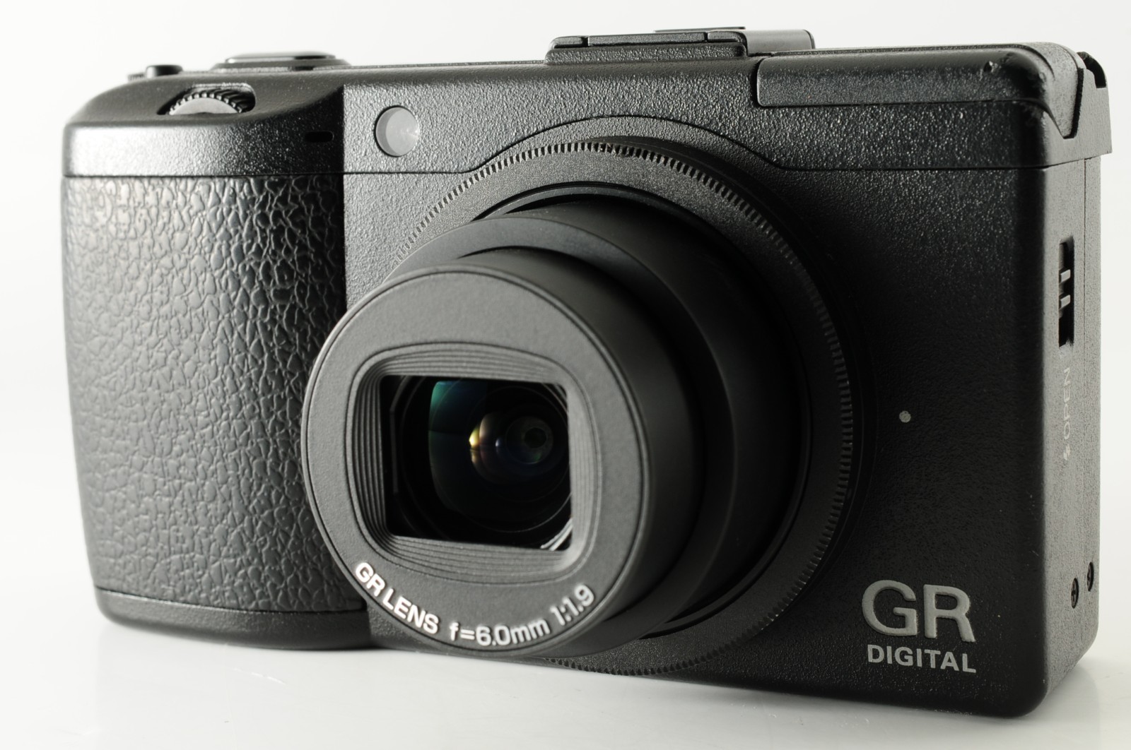 [Near MINT] Ricoh GR Digital III 3 10.0MP Digital f/1.9 From JAPAN