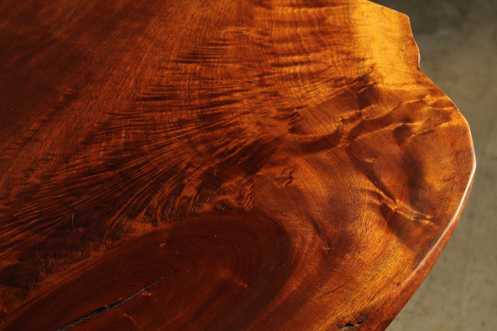 Studio Live-Edge Walnut Bench by Gino Russo, 1970s