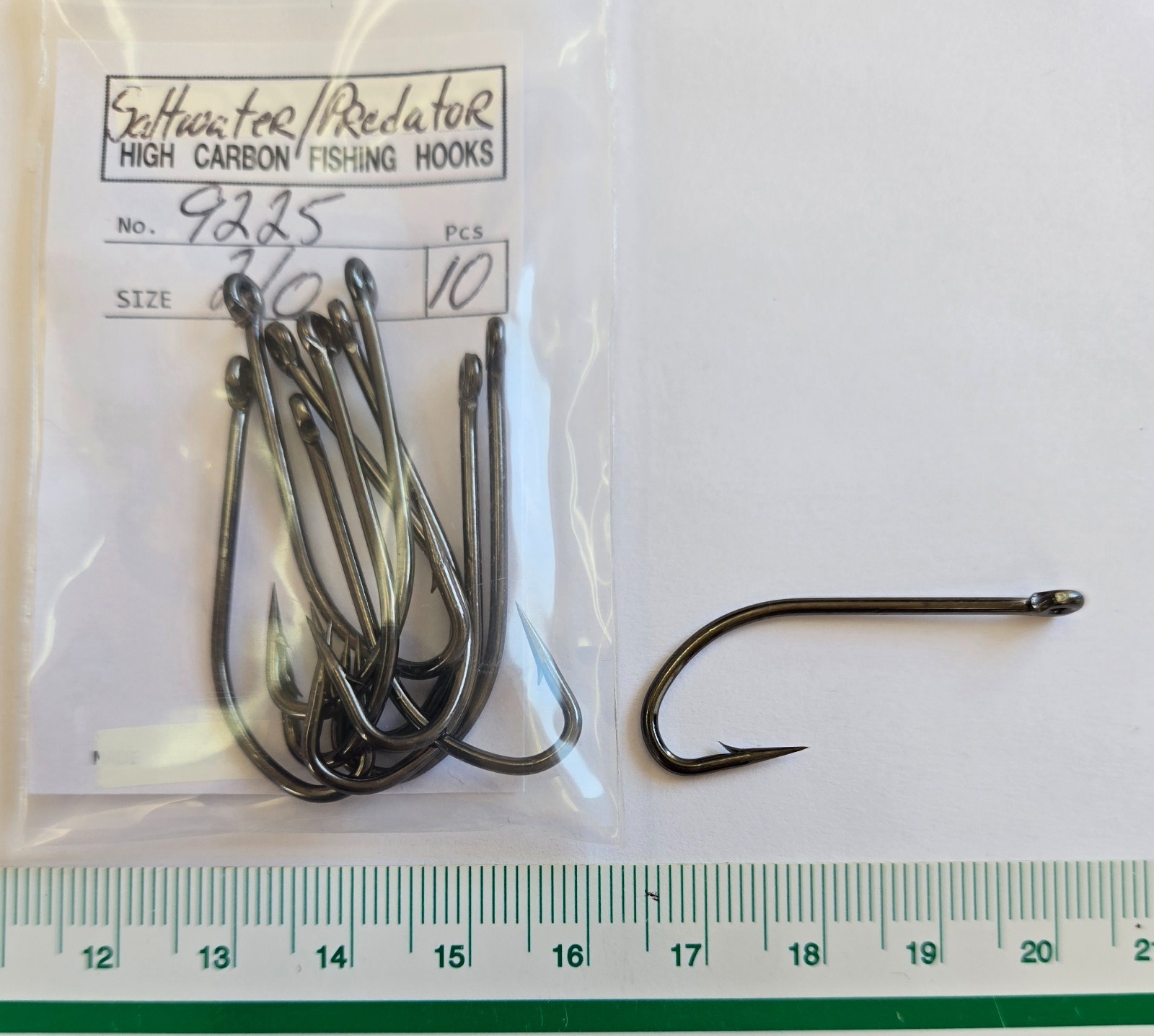 Hooks  Size: 2/0 # 9225  " Saltwater / Predator "  QTY: 10