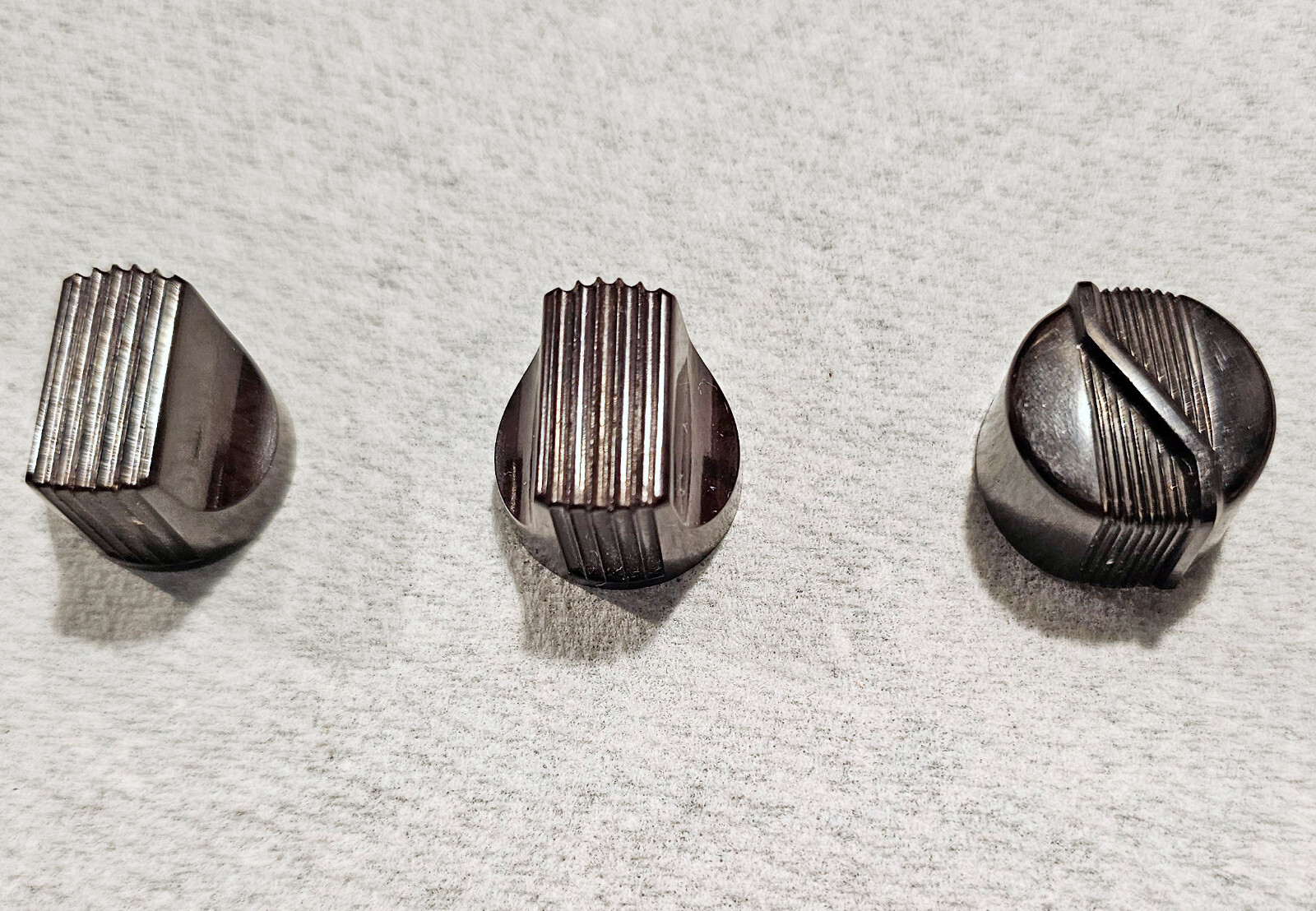 3 Knobs - Capitol Phonograph Turntable Model U14 - Brown Bakelite