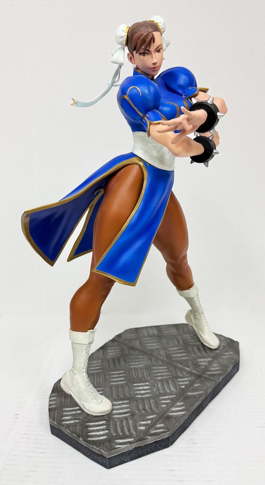 Street Fighter Chun-Li 1:4 Scale Statue HCG Sold Out Edition BRAND NEW Sealed