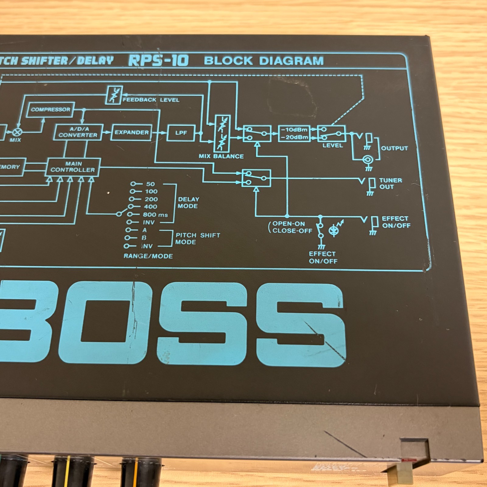 BOSS RPS-10 Digital Pitch Shifter Delay Micro Rack Guitar Effects Processor