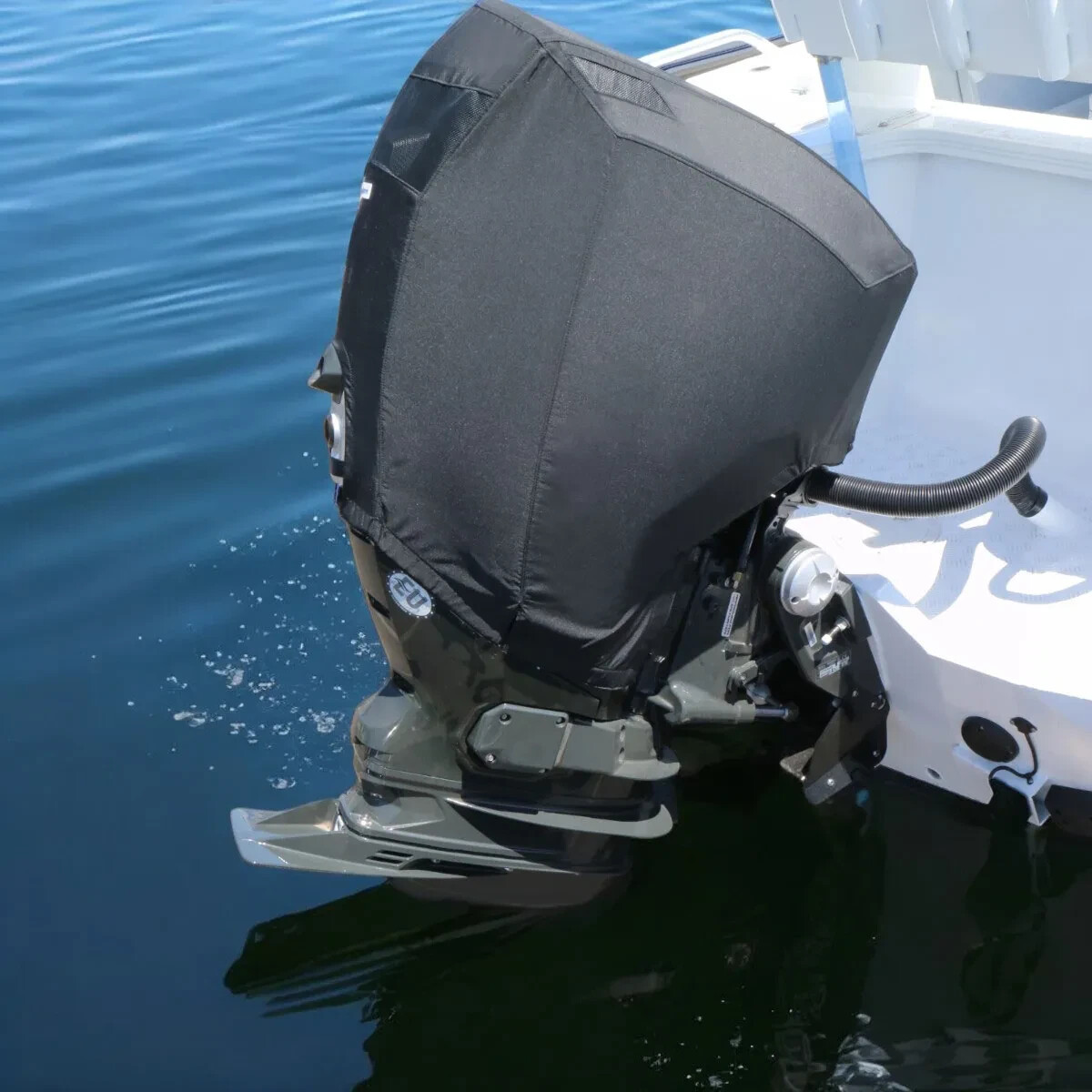 Oceansouth Vented Cover for Evinrude E-TEC 3 CYL