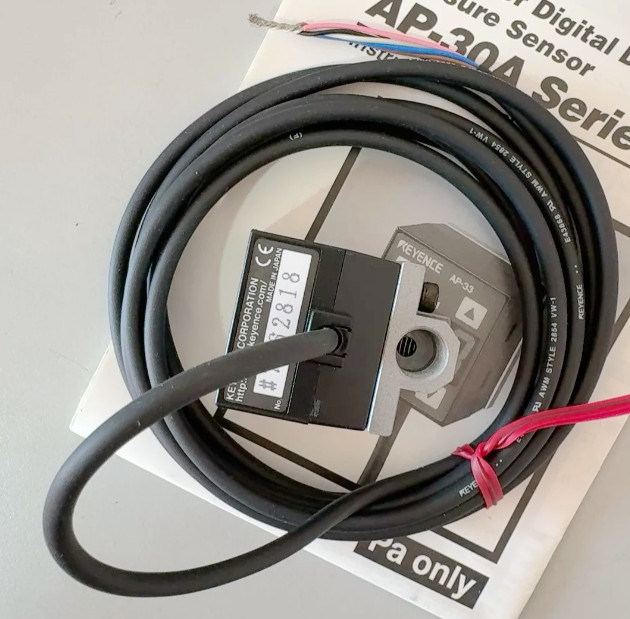 New In Box KEYENCE AP-33A Pressure Sensor