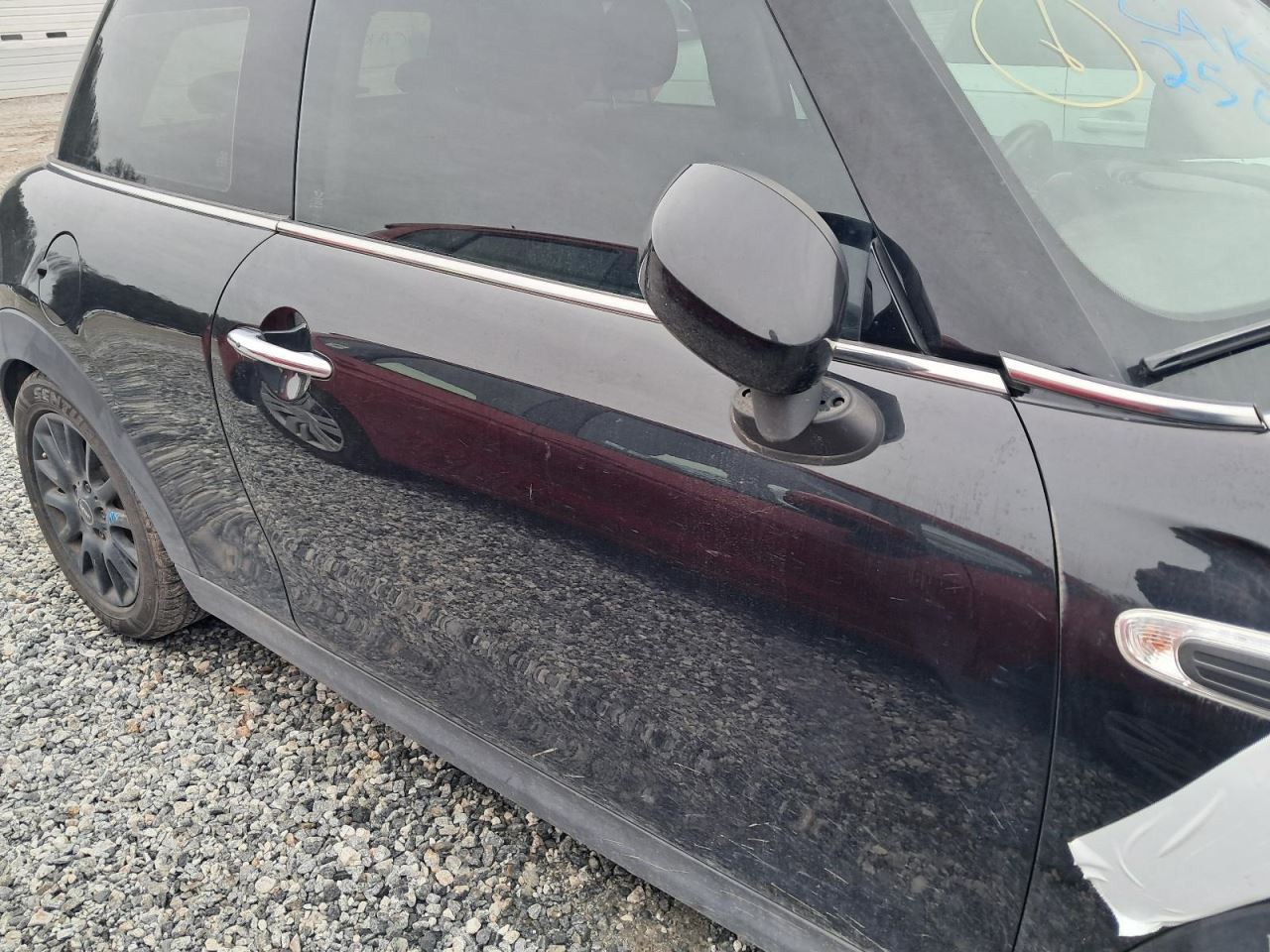 MINI 1 2020 Glove Box 4888253