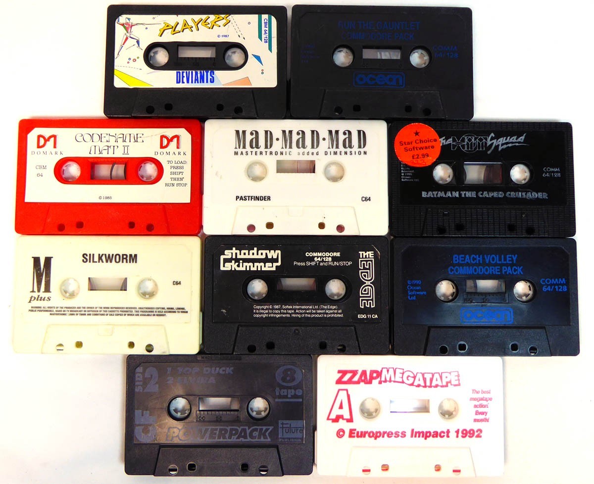 Commodore 64 C64 -- 10 GAMES ON CARTRIDGE (Batman, Silkworm...)