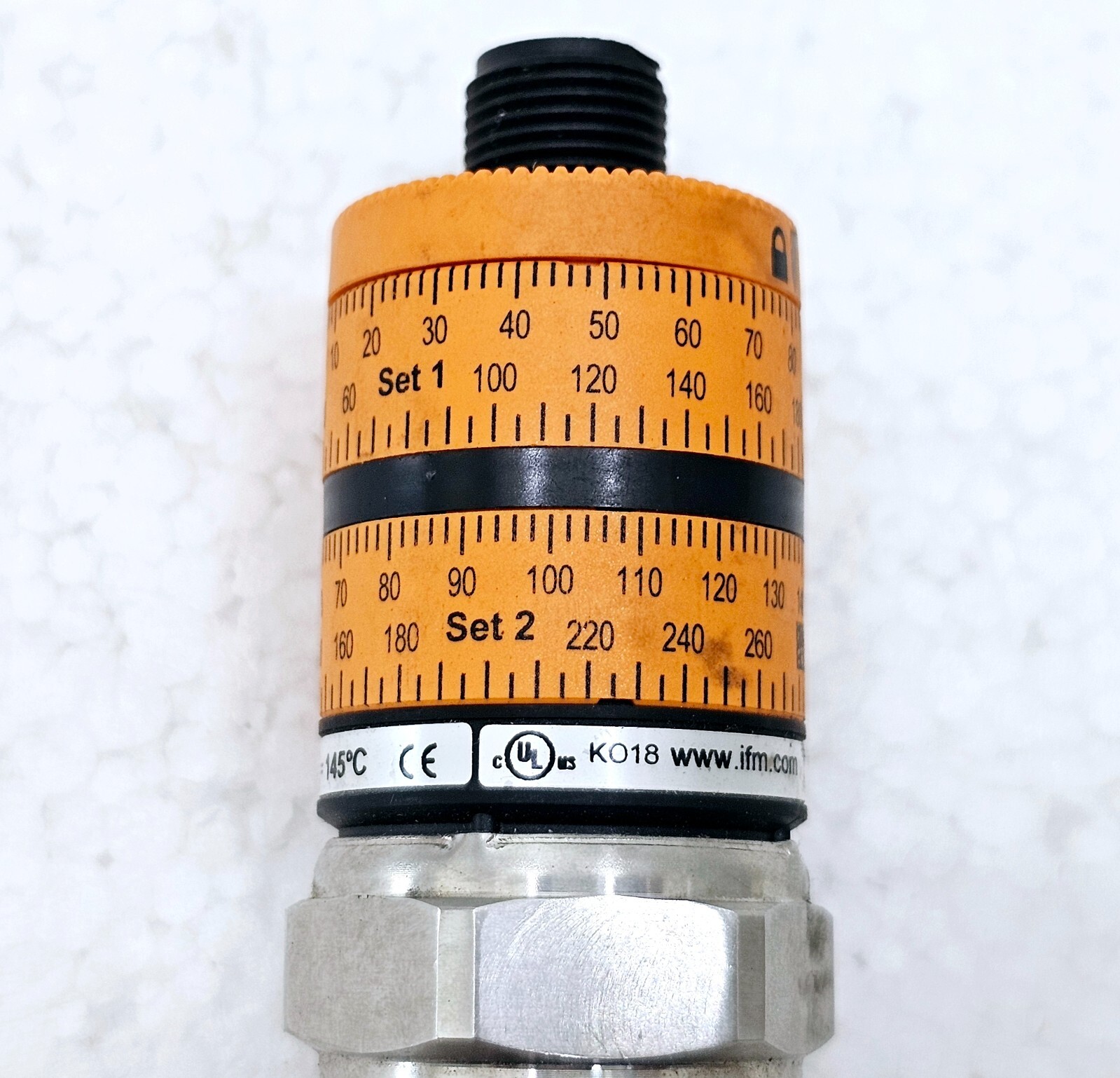 IFM TK7460 TEMPERATURE SWITCH WITH INTUTIVE SWITCH POINT SETTING (NEW OPEN BOX)