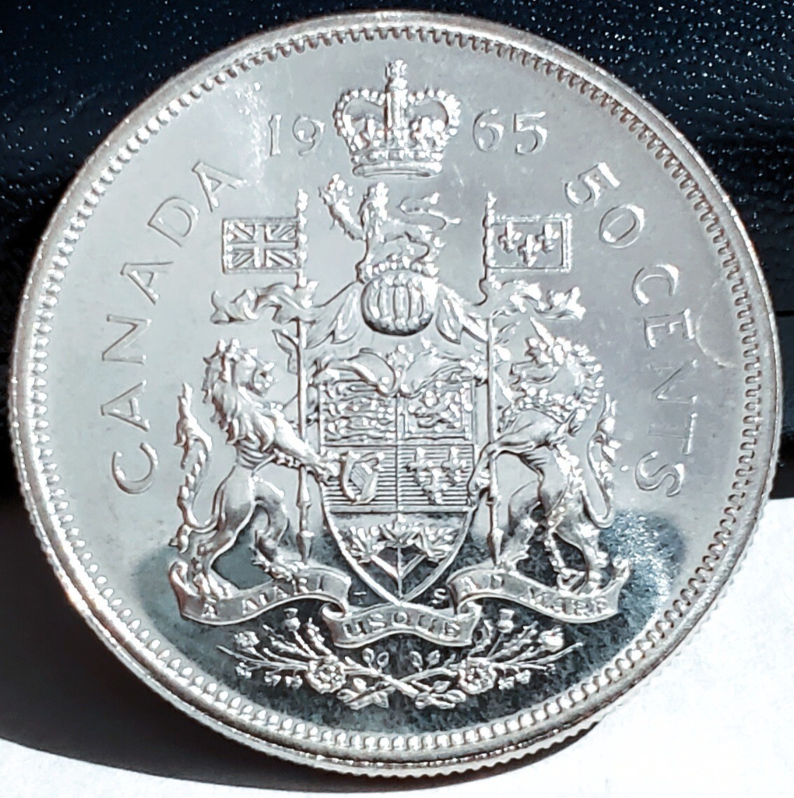 1965 CANADA UK 50 Cents Silver Coin Queen ELIZABETH II Lion & Unicorn # 0497