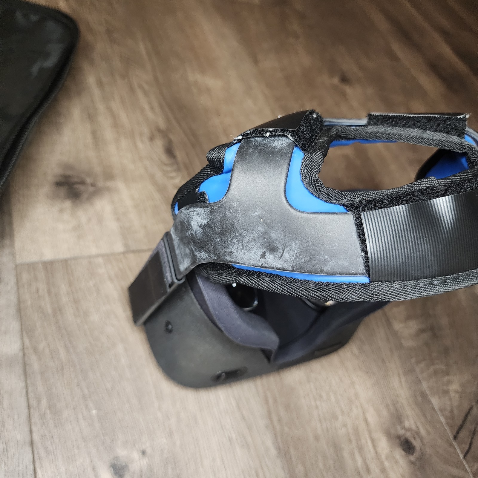 READ! Meta Oculus Quest 1 VR Virtual Reality Headset MH-B 64GB