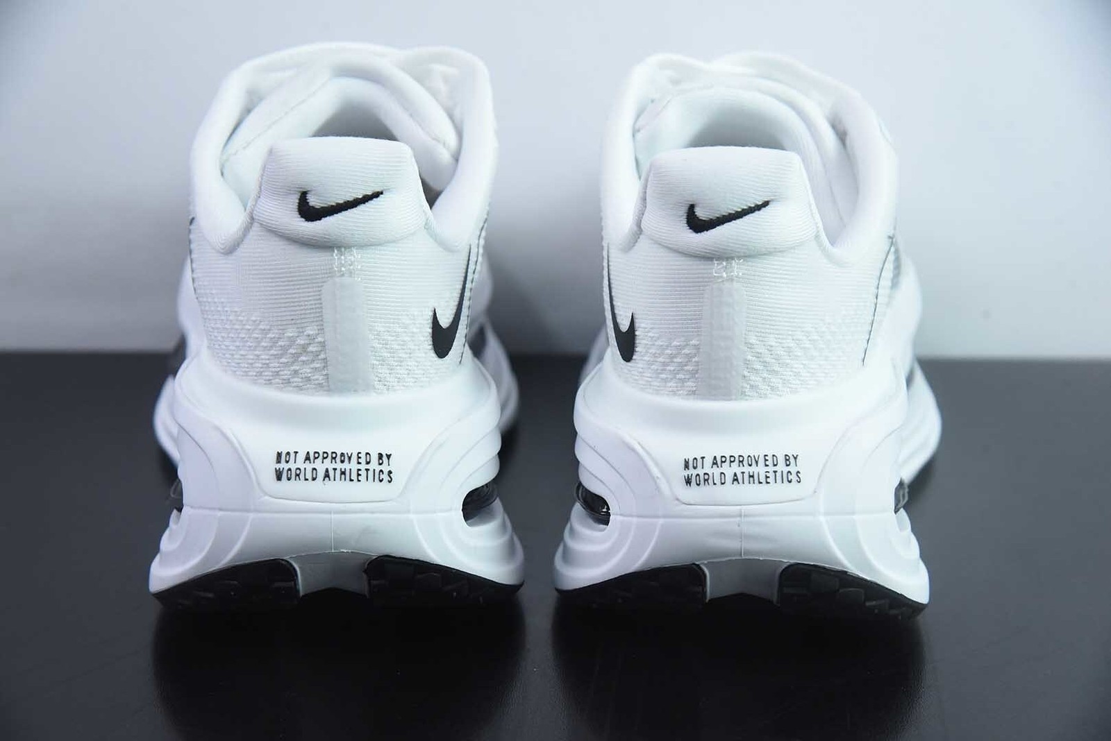FN8453-024 Nike Air Zoom Pegasus Premium White Black