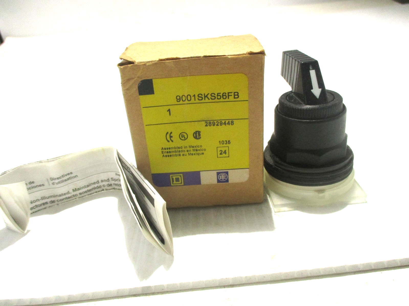 NEW SQUARE D 9001SKS56FB 3 POSITION SELECTOR SWITCH