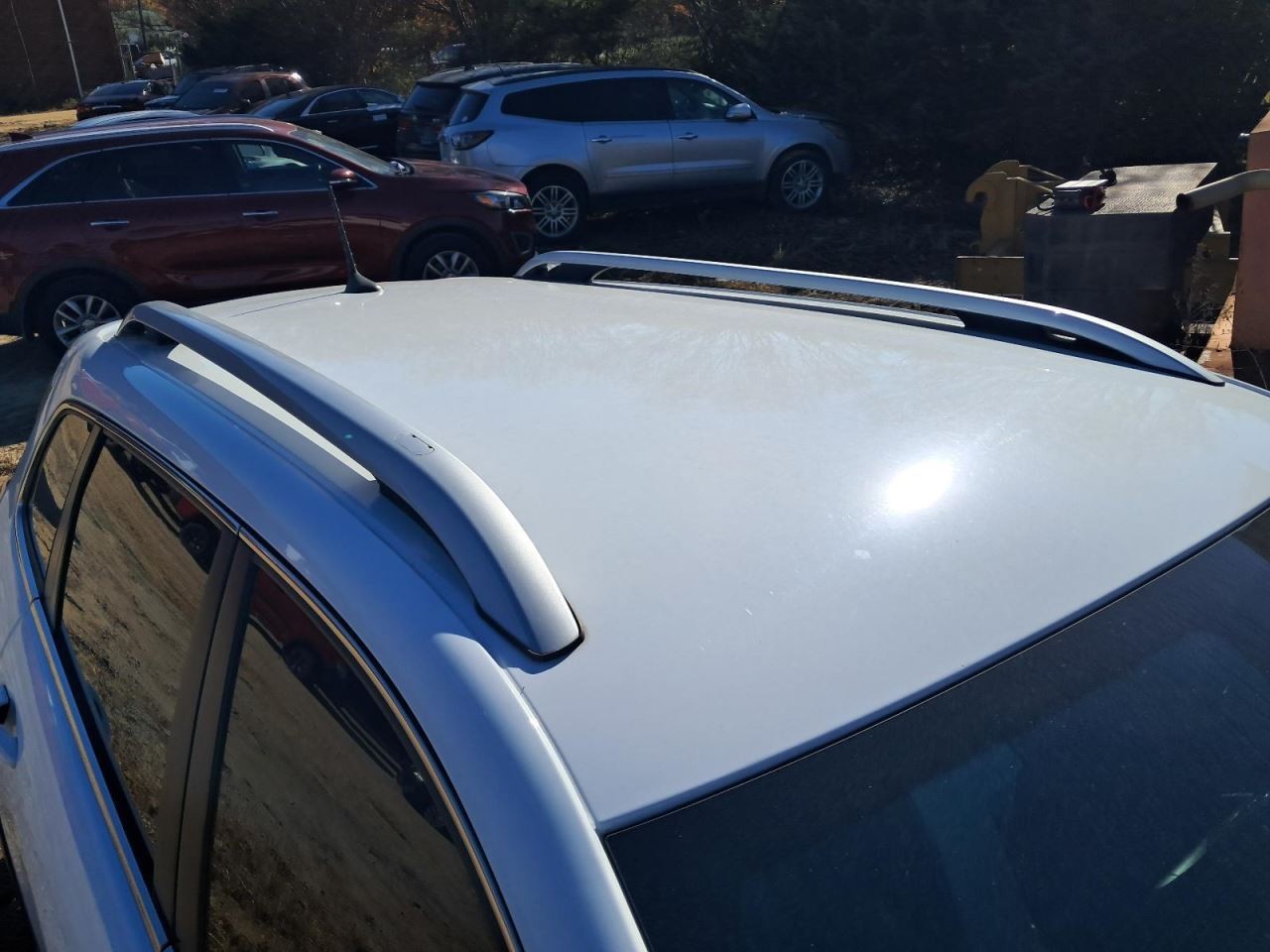 CHEROKEE 2019 Glove Box 4858463