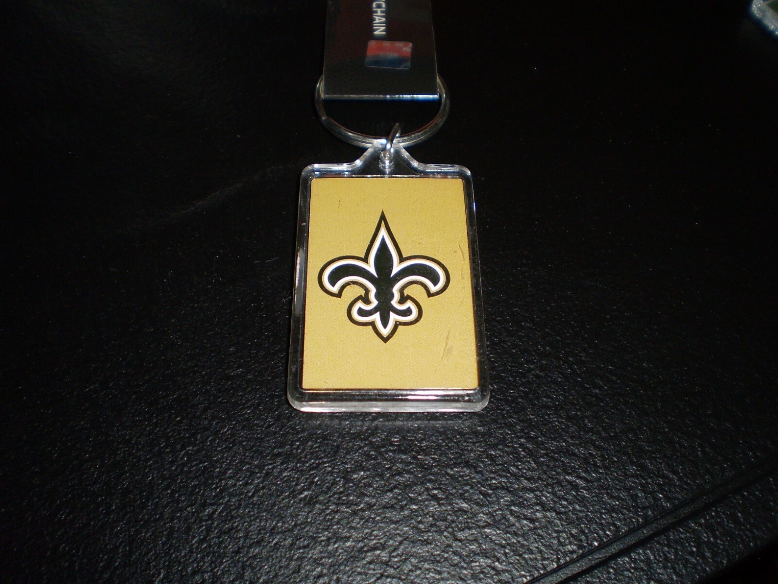2 SIDED NFL NEW ORLEANS SAINTS   KEYCHAIN  FREE SHIPPING