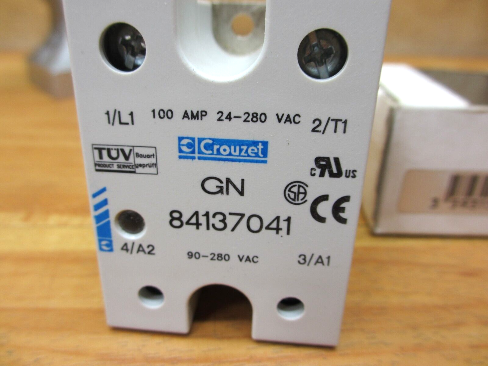 Crouzet GN 84137041 *NEW* Solid State Relay Crydom