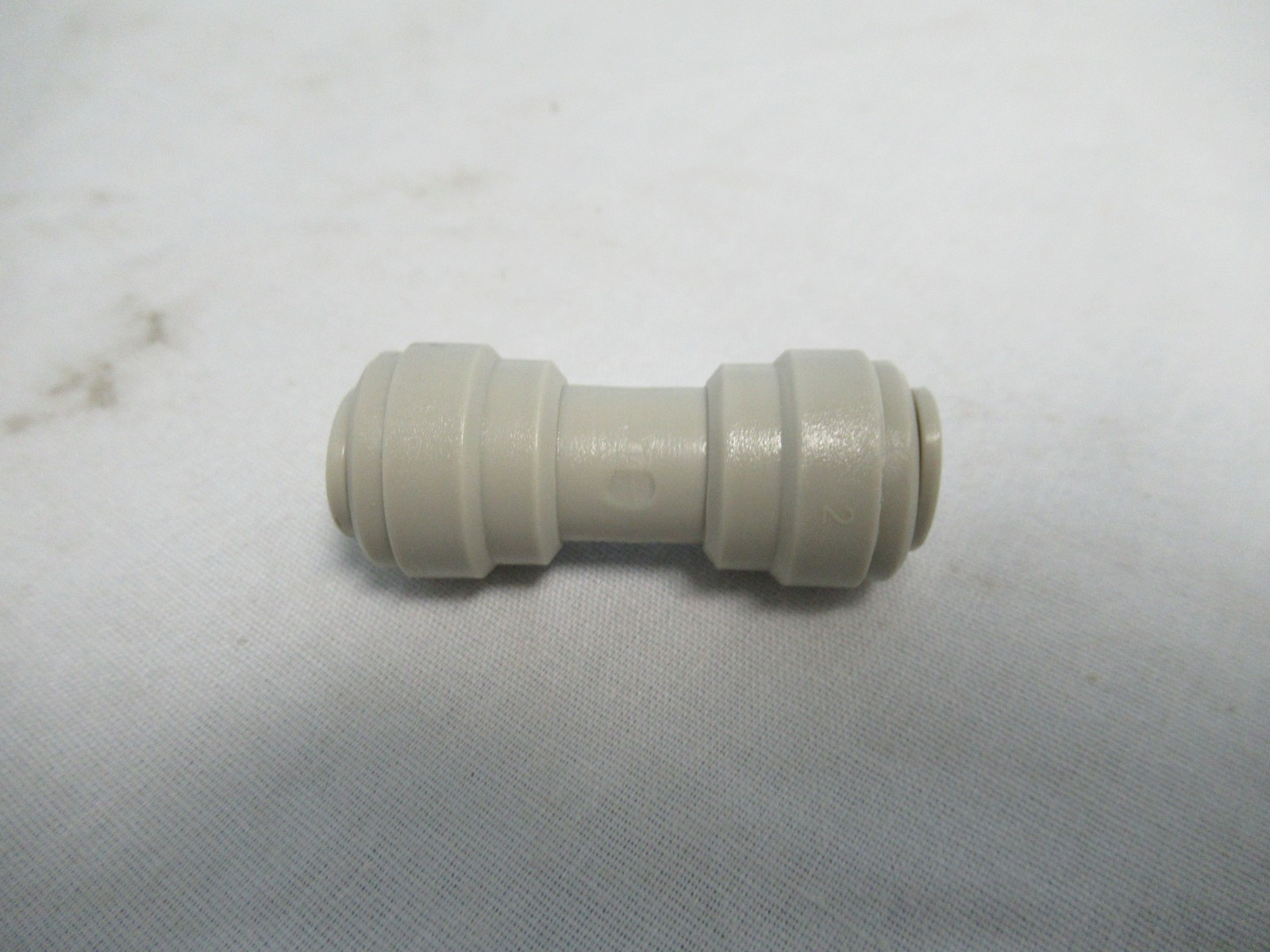 Frigidaire Fridge Water Tube Connector Straight 5/16 to 5/16 242103001 (Lot #6)