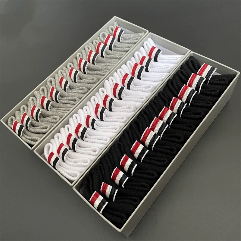 Thom Browne Men's and Women's Shallow Cut Short Boat Socks