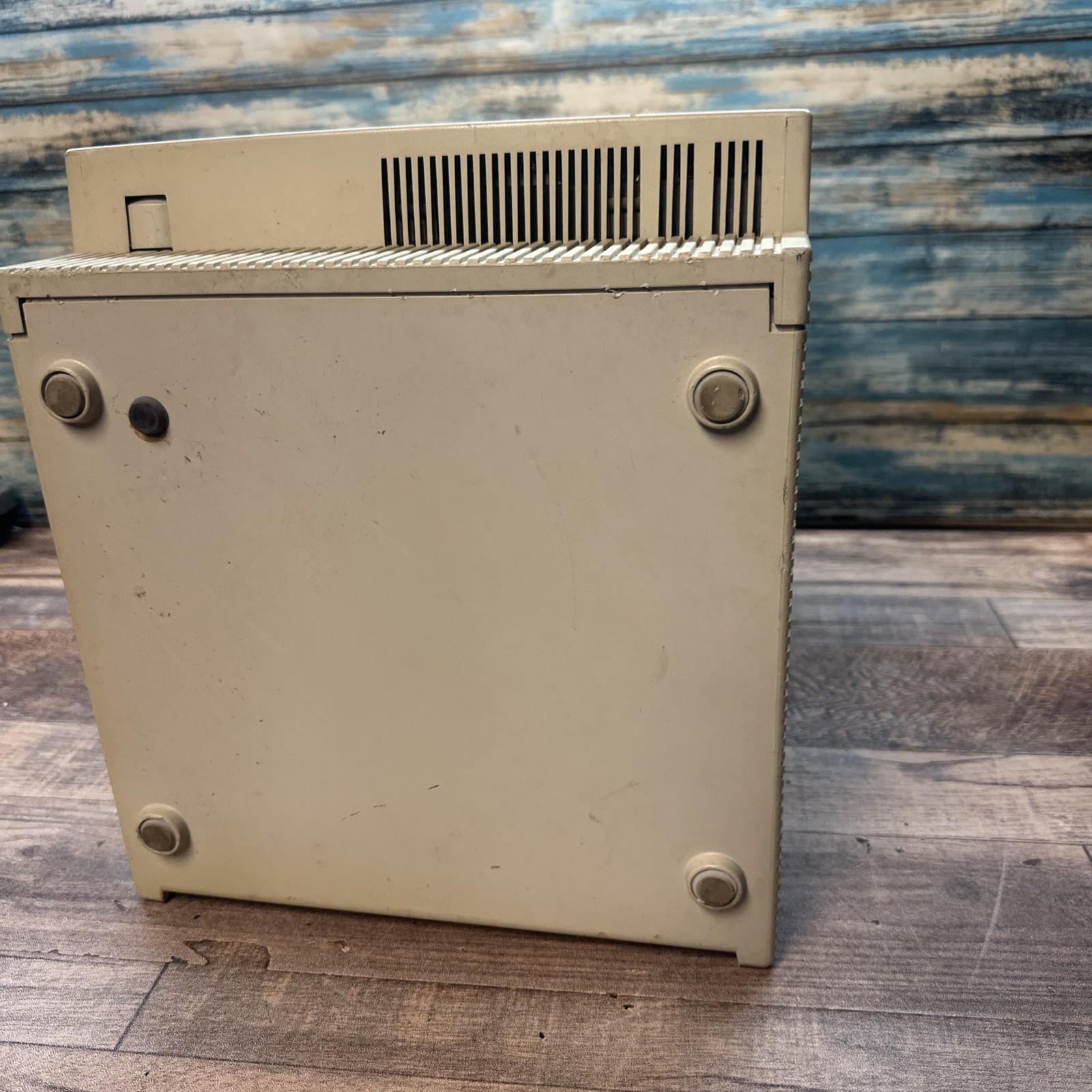 Vintage Apple Macintosh SE Model M5011 Computer - Powers & Boots, As Is