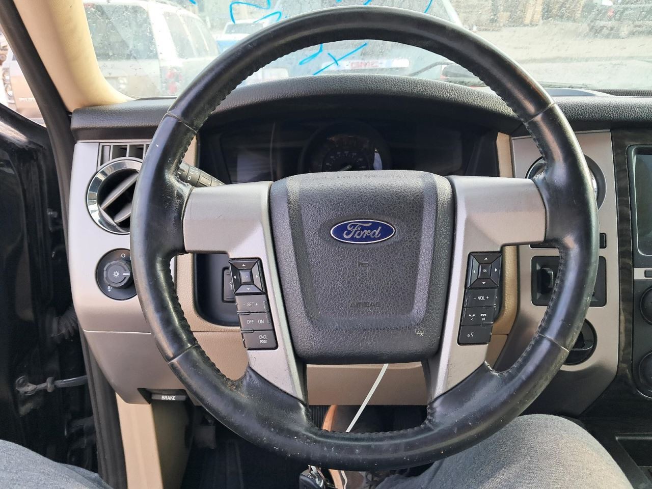 EXPEDITON 2016 Glove Box 4869680