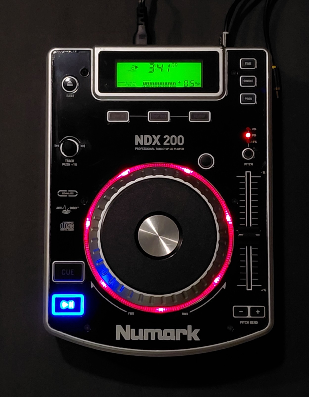 Numark DJ NDX 200 DJ CD Player Turntable Tested With Cords