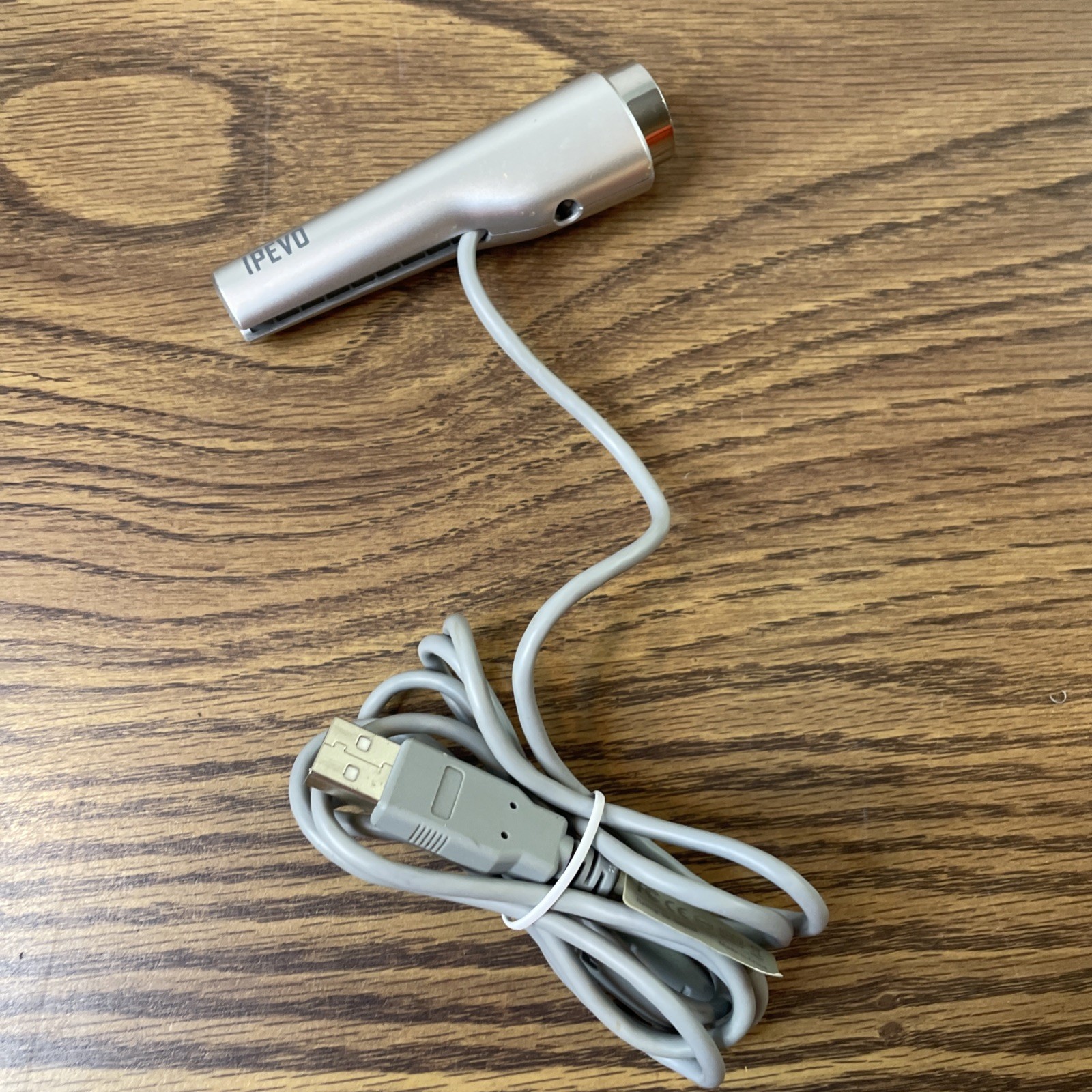 IPEVO P2V USB Doc Camera – Easy Setup, Great Quality 2MP, Autofocus & Macro