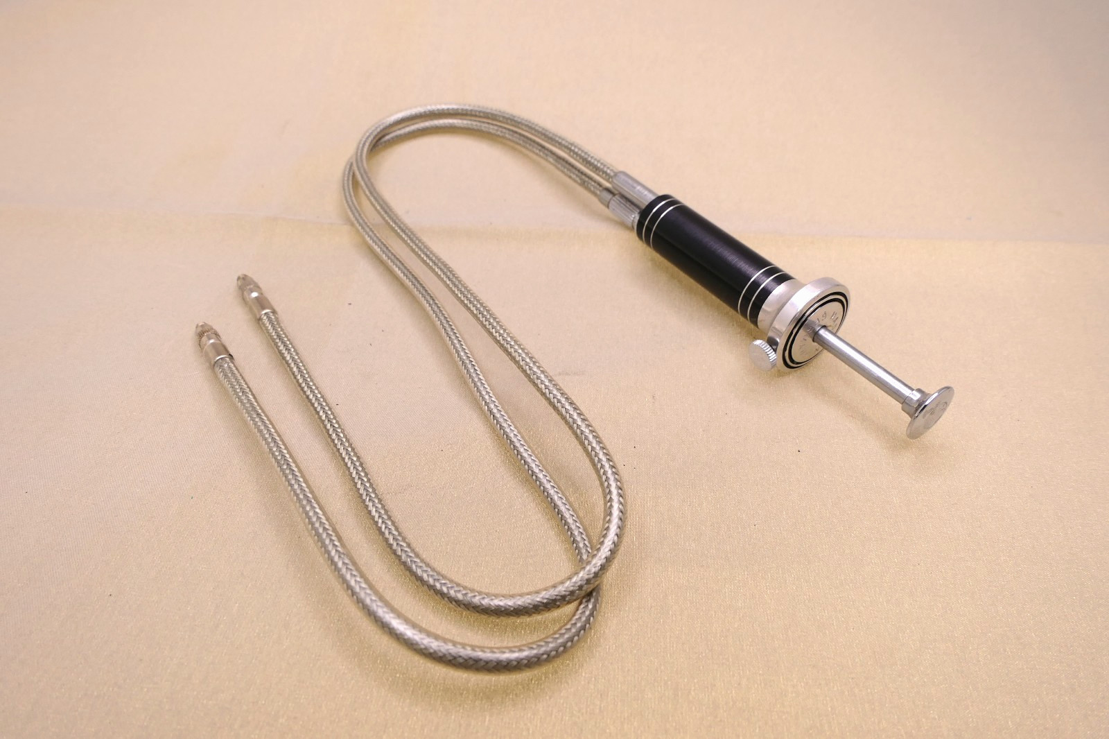 Leitz Wetzlar Twin Cable release #16494