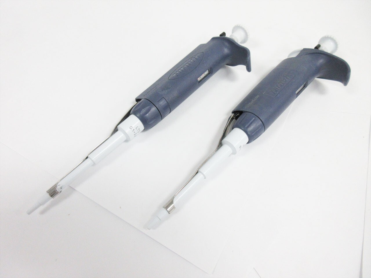 ONE RAININ PIPET-LITE L-2 1 CHANNEL PIPETTE ~ LTS 0.1 - 2 uL WARRANTY II