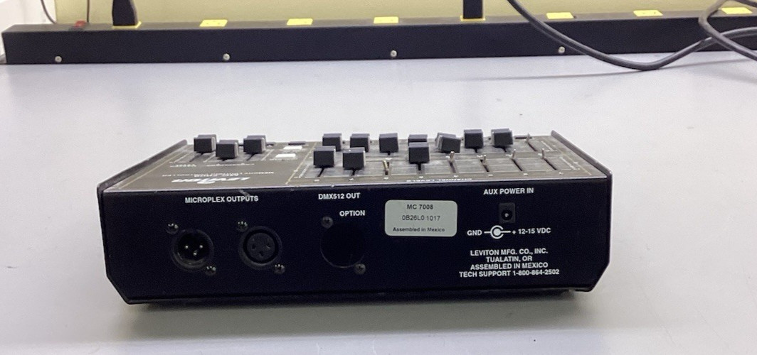Leviton NSI MC‑7008 Lighting Console