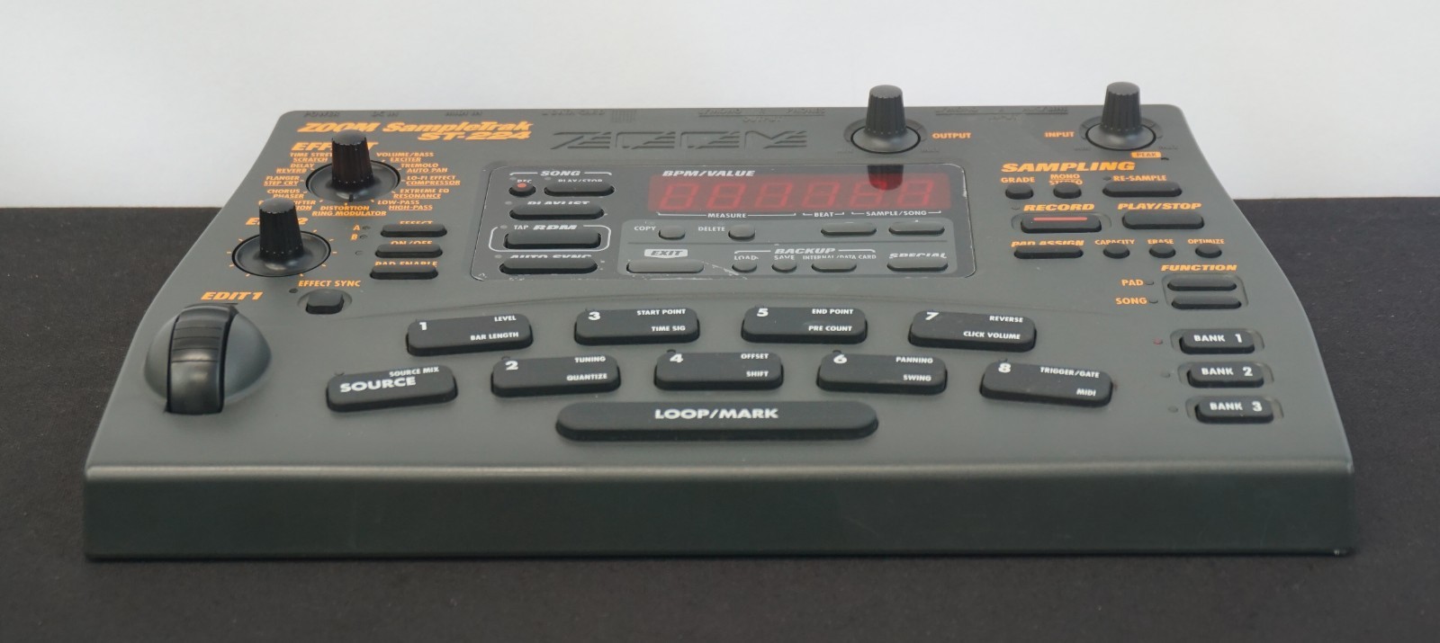 Zoom ST-224 SampleTrak Drum / Groove Machine & Sampler