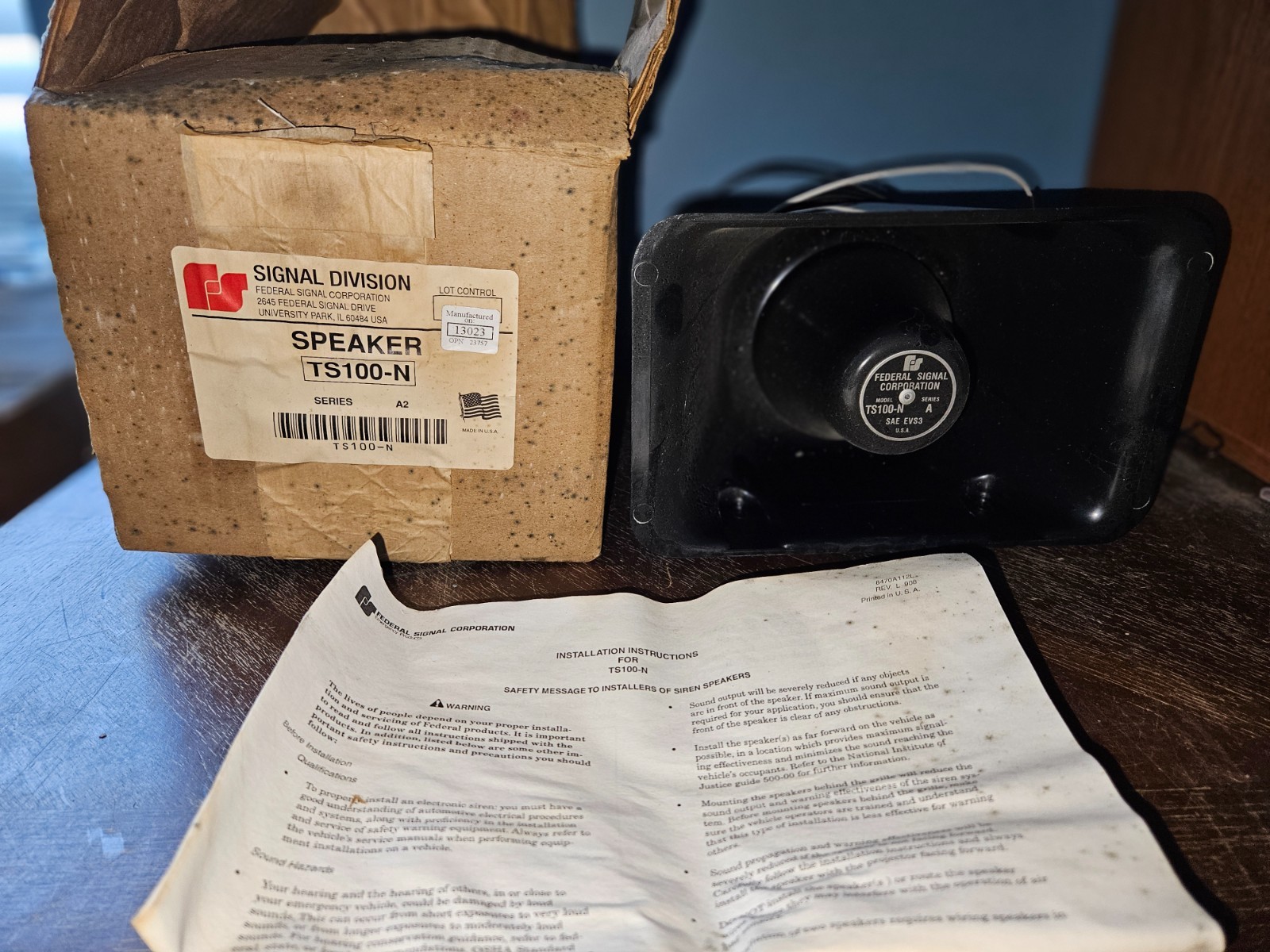 NOS Federal Signal Corporation TS100-N A2 100 Watt Siren Speaker New In Box.