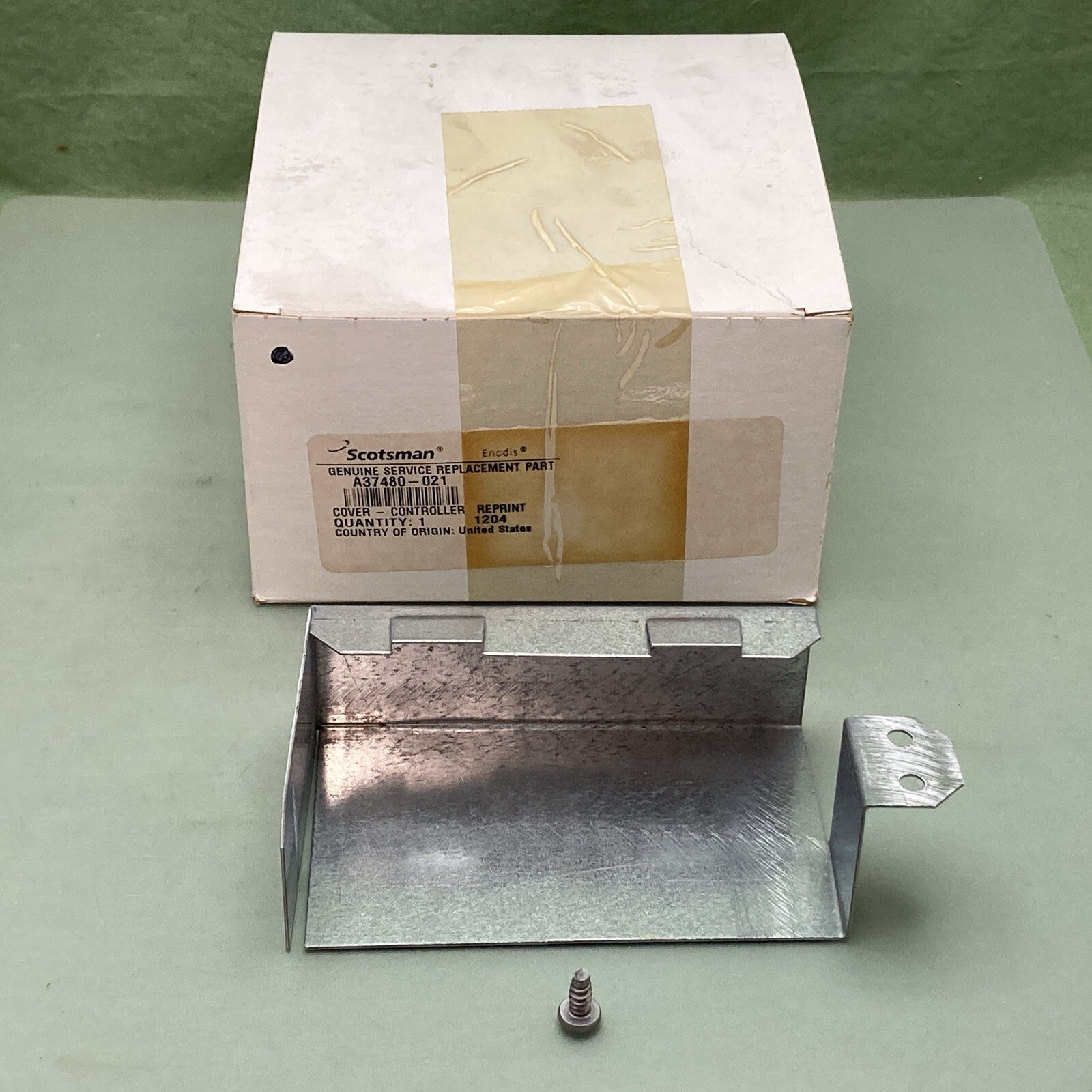 NEW GENUINE SCOTSMAN A37480-021 CONTROLLER COVER
